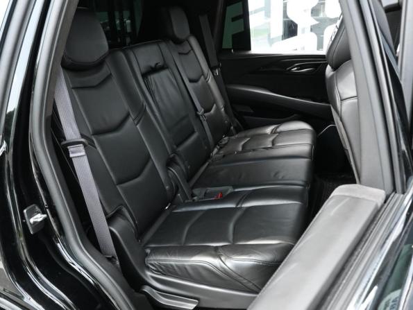 Cadillac Escalade IV с пробегом 2015 года, цена 3 950 000 рублей, 153388 км, внедорожник, Автокод Объявления