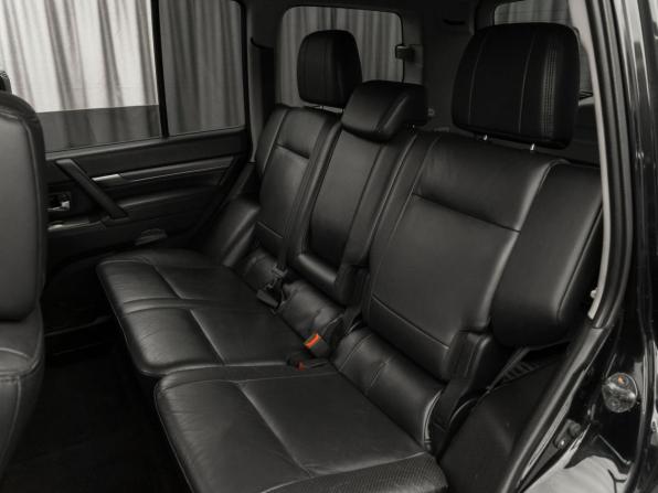 Mitsubishi Pajero IV с пробегом 2011 года, цена 2 080 000 рублей, 171456 км, внедорожник, Автокод Объявления