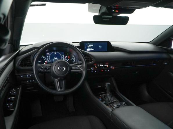 Mazda 3 IV (BP) с пробегом 2019 года, цена 2 277 077 рублей, 24750 км, хэтчбек, Автокод Объявления