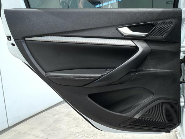 Lada (ВАЗ) Vesta I Рестайлинг (NG) с пробегом 2023 года, цена 1 270 000 рублей, 30184 км, универсал, Автокод Объявления