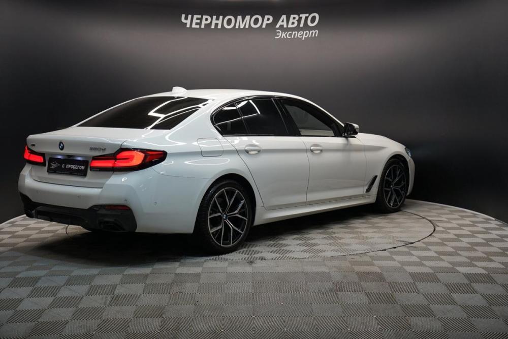 BMW 5 серии VII (G30/G31/G38) Рестайлинг Крым  - изображение 5