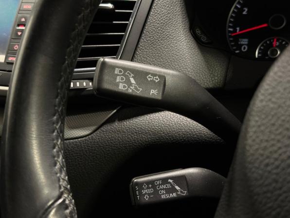 Volkswagen Sharan II с пробегом 2012 года, цена 1 465 000 рублей, 92488 км, минивэн, Автокод Объявления