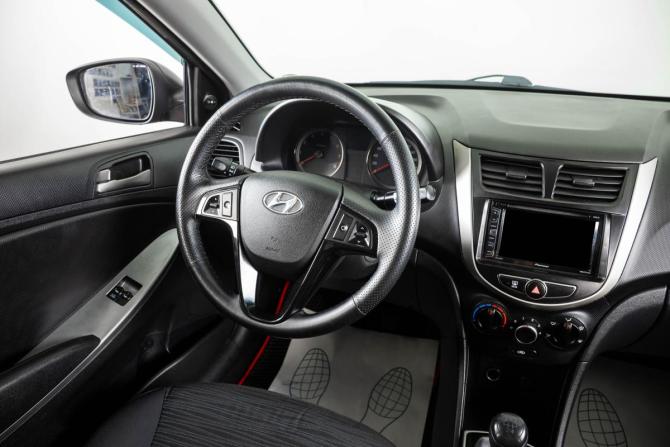 Hyundai Solaris I Рестайлинг с пробегом 2016 года, цена 759 000 рублей, 87509 км, седан, Автокод Объявления