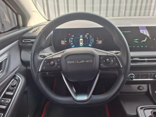 BAIC U5 Plus с пробегом 2023 года, цена 1 300 000 рублей, 29014 км, седан, Автокод Объявления