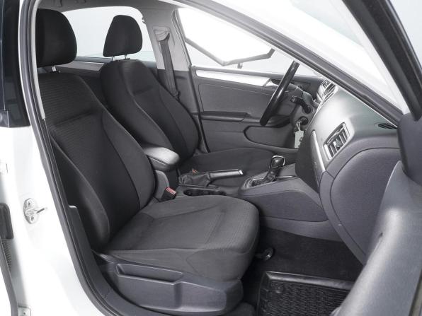 Volkswagen Jetta VI Рестайлинг с пробегом 2016 года, цена 1 220 000 рублей, 166682 км, седан, Автокод Объявления