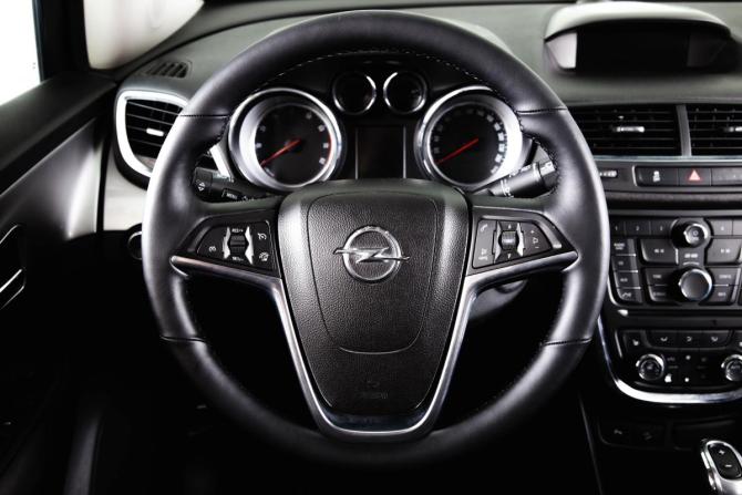 Opel Mokka I с пробегом 2013 года, цена 1 259 000 рублей, 108112 км, внедорожник, Автокод Объявления