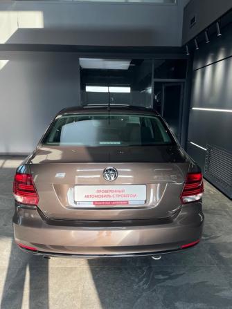 Volkswagen Polo V Рестайлинг с пробегом 2016 года, цена 1 089 000 рублей, 50500 км, седан, Автокод Объявления
