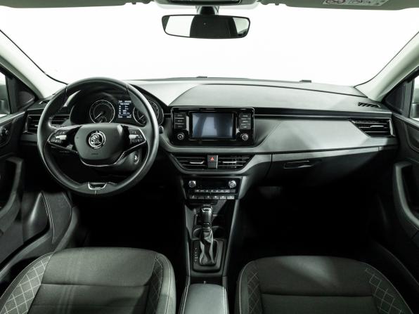 Skoda Rapid II с пробегом 2022 года, цена 1 788 000 рублей, 56233 км, лифтбек, Автокод Объявления