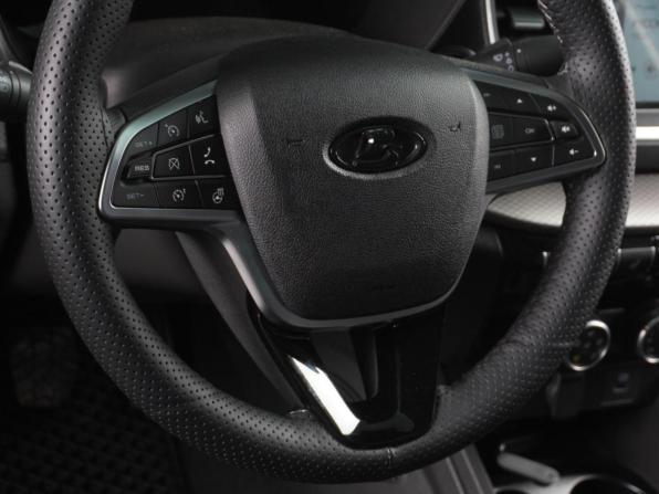 Lada (ВАЗ) Vesta I Рестайлинг (NG) с пробегом 2025 года, цена 1 709 000 рублей, 4439 км, седан, Автокод Объявления