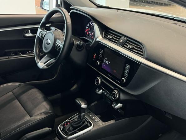 Kia Rio IV Рестайлинг с пробегом 2020 года, цена 1 599 000 рублей, 118520 км, седан, Автокод Объявления