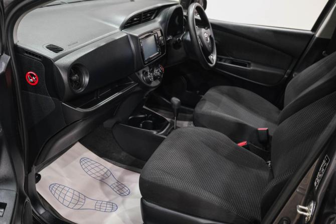 Toyota Vitz III (XP130) Рестайлинг 2 с пробегом 2019 года, цена 1 009 000 рублей, 91000 км, хэтчбек, Автокод Объявления