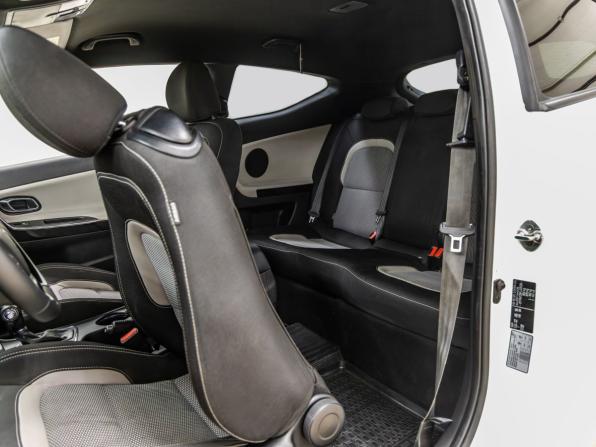 Kia Ceed II с пробегом 2015 года, цена 978 000 рублей, 177265 км, хэтчбек, Автокод Объявления