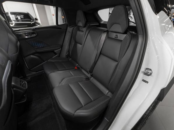 Lynk &amp; Co 06 I Рестайлинг с пробегом 2026 года, цена 3 450 000 рублей, 27 км, внедорожник, Автокод Объявления