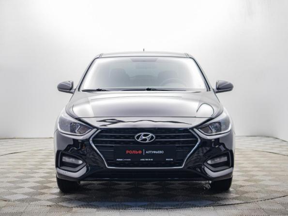 Hyundai Solaris II с пробегом 2018 года, цена 1 290 000 рублей, 90751 км, седан, Автокод Объявления