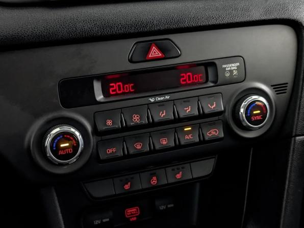 Kia Sportage IV Рестайлинг с пробегом 2021 года, цена 2 375 000 рублей, 46218 км, внедорожник, Автокод Объявления