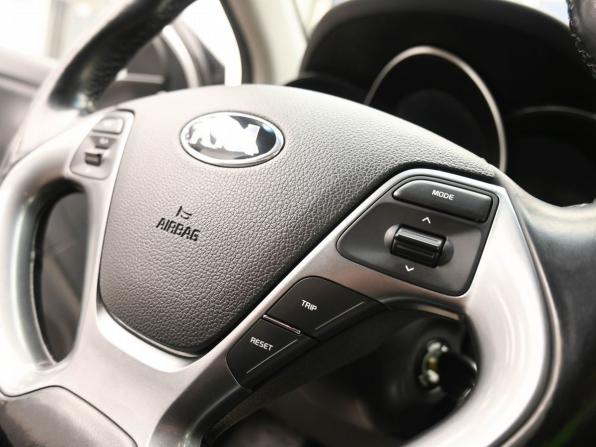 Kia Rio III Рестайлинг с пробегом 2016 года, цена 1 199 000 рублей, 94279 км, хэтчбек, Автокод Объявления