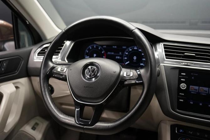 Volkswagen Tiguan II с пробегом 2017 года, цена 2 663 000 рублей, 128000 км, внедорожник, Автокод Объявления