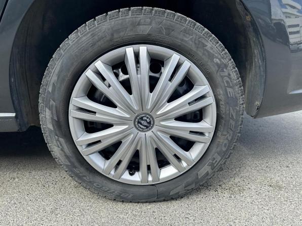 Volkswagen Polo V с пробегом 2012 года, цена 777 000 рублей, 210302 км, седан, Автокод Объявления