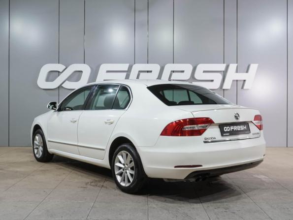 Skoda Superb II Рестайлинг с пробегом 2015 года, цена 1 449 000 рублей, 98193 км, лифтбек, Автокод Объявления
