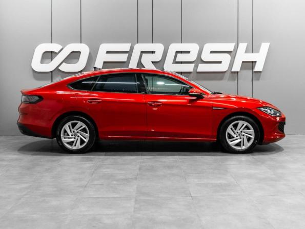 Volkswagen Lamando II с пробегом 2022 года, цена 2 500 000 рублей, 27403 км, лифтбек, Автокод Объявления