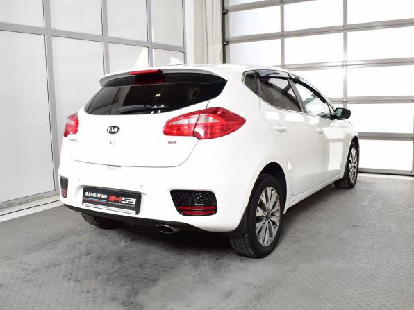 Kia Ceed II Рестайлинг с пробегом 2018 года, цена 1 199 995 рублей, 215955 км, хэтчбек, Автокод Объявления