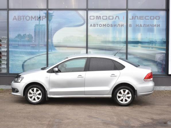 Volkswagen Polo V с пробегом 2012 года, цена 847 000 рублей, 90210 км, седан, Автокод Объявления