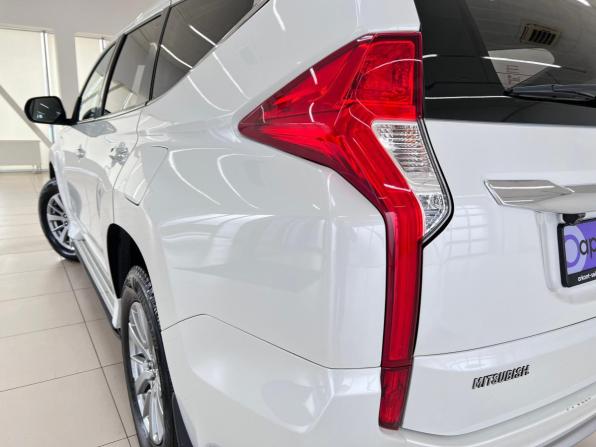 Mitsubishi Pajero Sport III с пробегом 2018 года, цена 2 800 000 рублей, 116500 км, внедорожник, Автокод Объявления