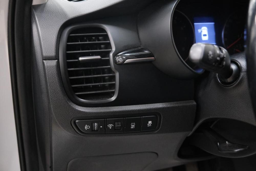 Kia Rio IV Омск  - изображение 10