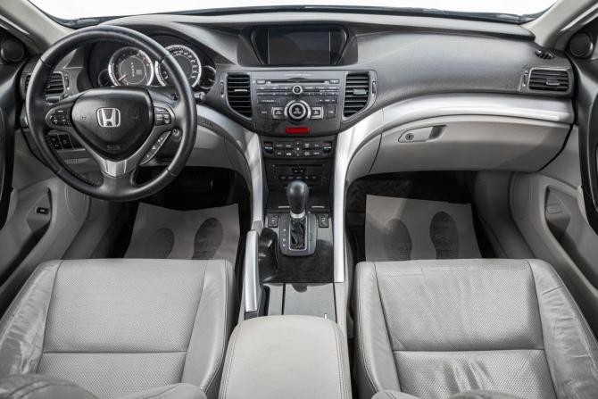 Honda Accord VIII с пробегом 2008 года, цена 1 089 000 рублей, 299000 км, седан, Автокод Объявления