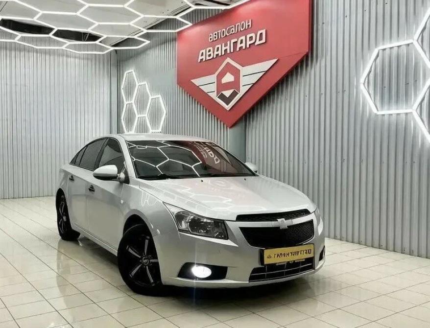 Chevrolet Cruze I Рестайлинг Альметьевск  - изображение 9