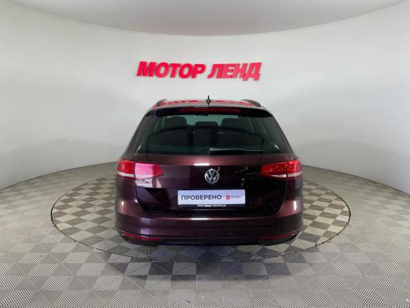 Volkswagen Passat B8 с пробегом 2018 года, цена 1 669 000 рублей, 121800 км, универсал, Автокод Объявления