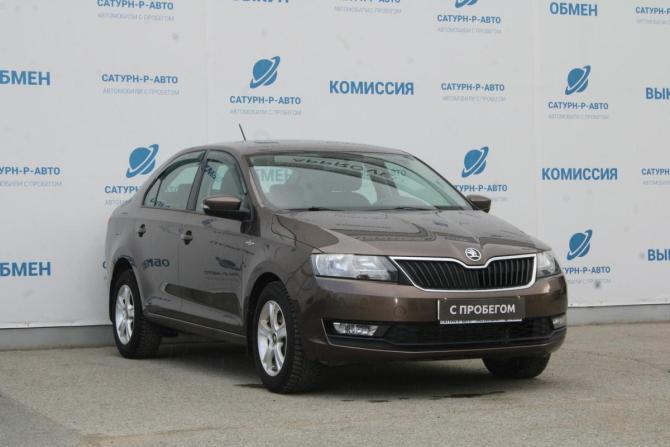 Skoda Rapid I Рестайлинг с пробегом 2019 года, цена 1 390 000 рублей, 118000 км, лифтбек, Автокод Объявления