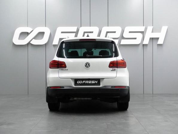Volkswagen Tiguan I Рестайлинг с пробегом 2014 года, цена 1 699 000 рублей, 137692 км, внедорожник, Автокод Объявления