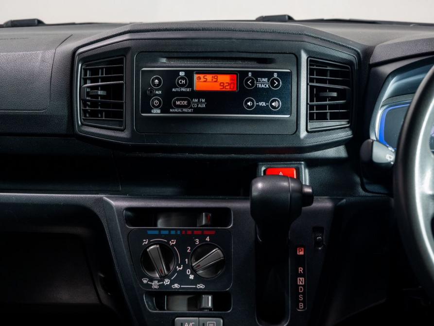Daihatsu Mira e:S II Чита  - изображение 9