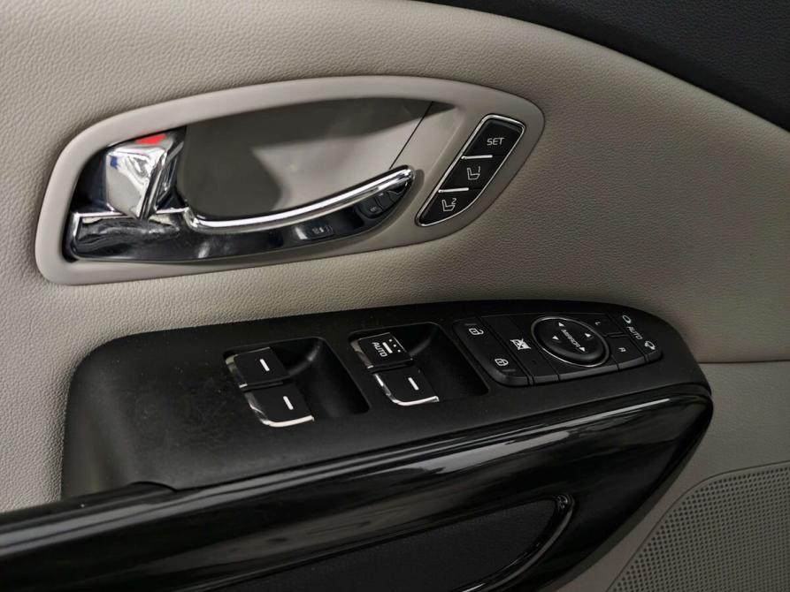 Kia Carnival III Санкт-Петербург  - изображение 18