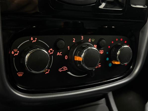 Renault Duster I с пробегом 2012 года, цена 990 000 рублей, 71234 км, внедорожник, Автокод Объявления