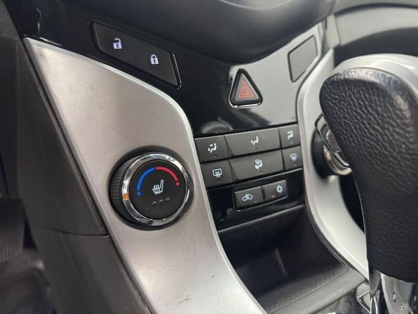 Chevrolet Cruze I с пробегом 2010 года, цена 690 000 рублей, 223162 км, седан, Автокод Объявления