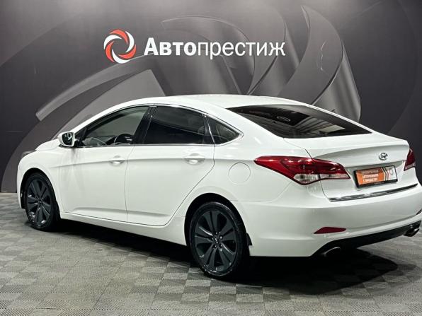 Hyundai i40 I Рестайлинг с пробегом 2016 года, цена 949 000 рублей, 119049 км, седан, Автокод Объявления