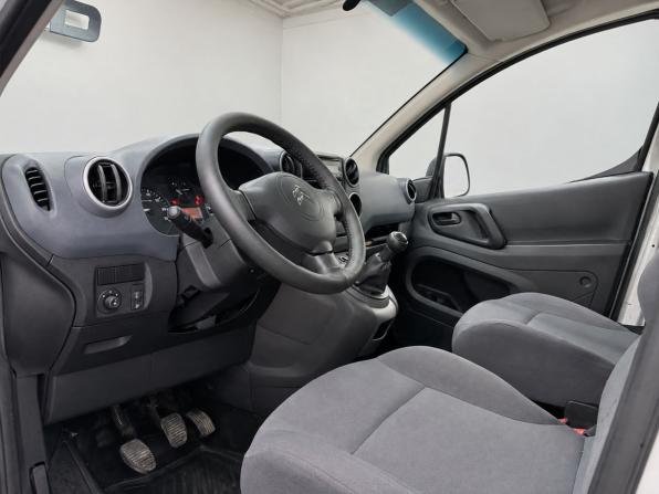 Citroen Berlingo II Рестайлинг 2 с пробегом 2016 года, цена 894 000 рублей, 222768 км, компактвэн, Автокод Объявления