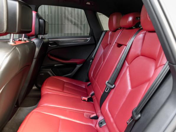 Porsche Macan I с пробегом 2015 года, цена 3 100 000 рублей, 151707 км, внедорожник, Автокод Объявления