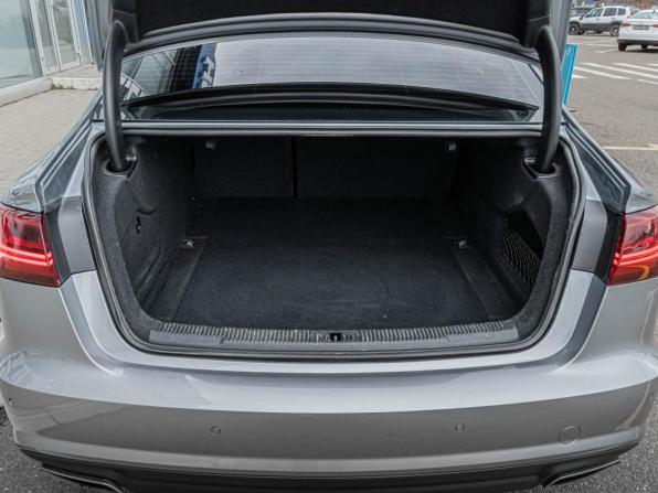 Audi A6 IV (C7) Рестайлинг с пробегом 2018 года, цена 2 735 000 рублей, 136744 км, седан, Автокод Объявления