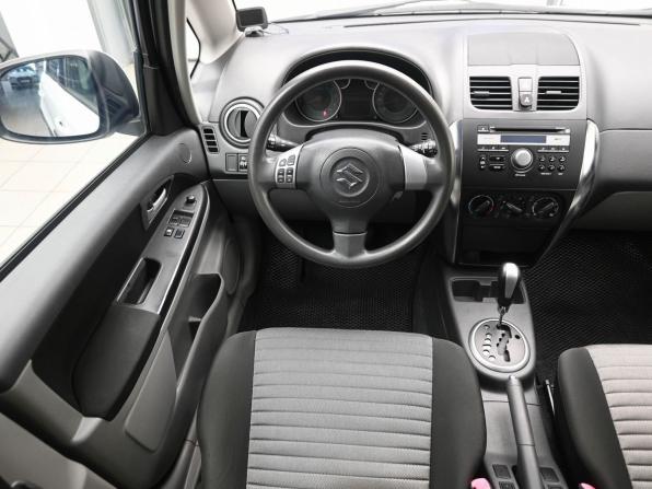 Suzuki SX4 I (Classic) Рестайлинг с пробегом 2012 года, цена 949 000 рублей, 123753 км, хэтчбек, Автокод Объявления
