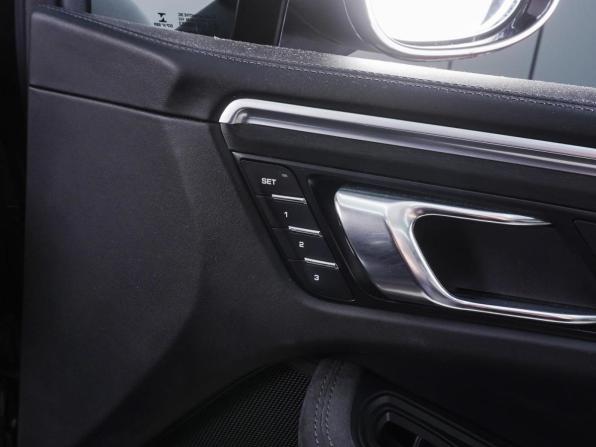 Porsche Macan I Рестайлинг с пробегом 2020 года, цена 6 899 000 рублей, 92238 км, внедорожник, Автокод Объявления