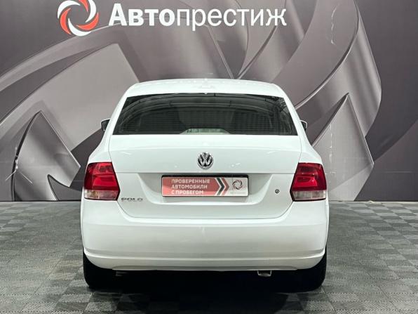 Volkswagen Polo V с пробегом 2014 года, цена 610 000 рублей, 181000 км, седан, Автокод Объявления