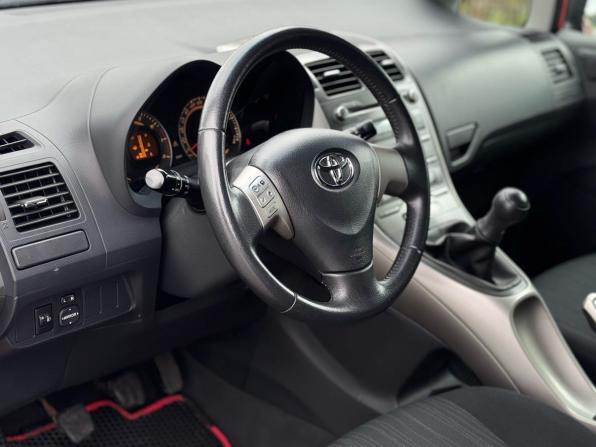 Toyota Auris I с пробегом 2008 года, цена 549 000 рублей, 193096 км, хэтчбек, Автокод Объявления