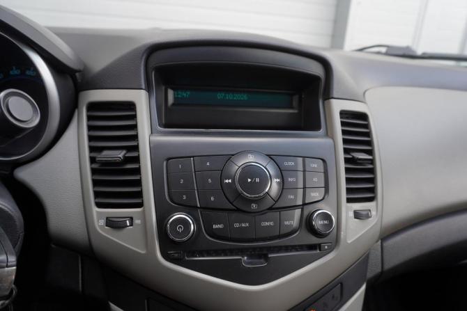 Chevrolet Cruze I Рестайлинг с пробегом 2012 года, цена 698 000 рублей, 241546 км, седан, Автокод Объявления
