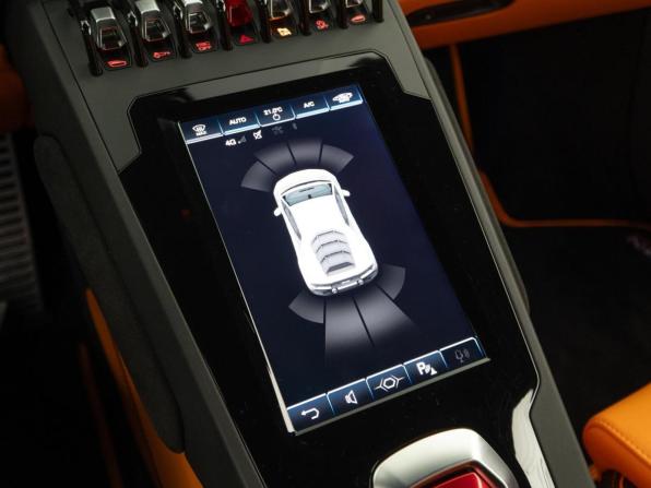 Lamborghini Huracán I Рестайлинг с пробегом 2022 года, цена 27 696 900 рублей, 2539 км, купе, Автокод Объявления