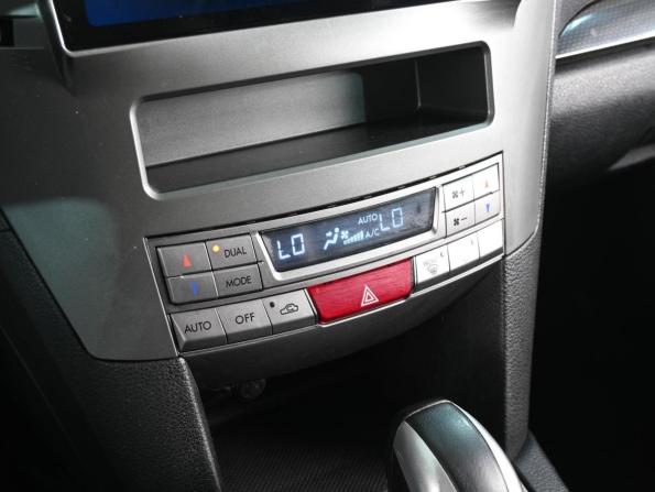 Subaru Legacy V с пробегом 2011 года, цена 1 109 000 рублей, 324636 км, седан, Автокод Объявления