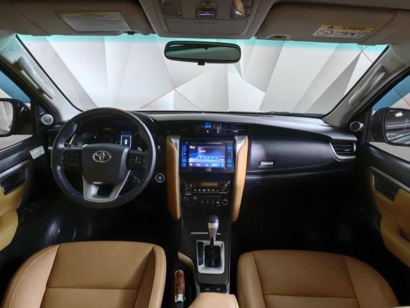 Toyota Fortuner II с пробегом 2018 года, цена 3 079 000 рублей, 169879 км, внедорожник, Автокод Объявления