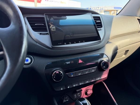 Hyundai Tucson III с пробегом 2017 года, цена 1 340 000 рублей, 278135 км, внедорожник, Автокод Объявления